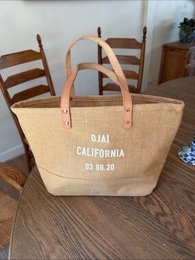 Ojai California Jute Tote Bag in Natural Tan